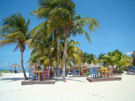 2007 10-Aruba Beach Tables